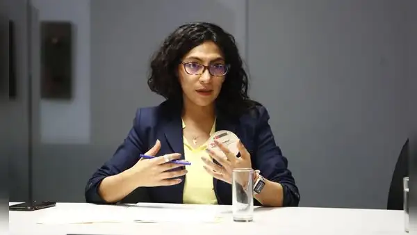 Ministra de Cultura sobre contratación de su exjefe: "No necesita que tenga experiencia en el sector"