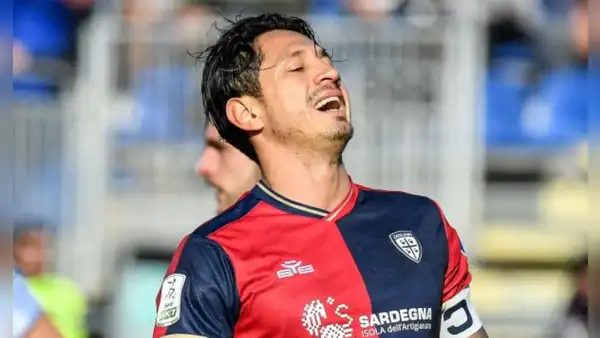 Gianluca Lapadula busca el ascenso con Cagliari en play-offs de la Serie B de Italia