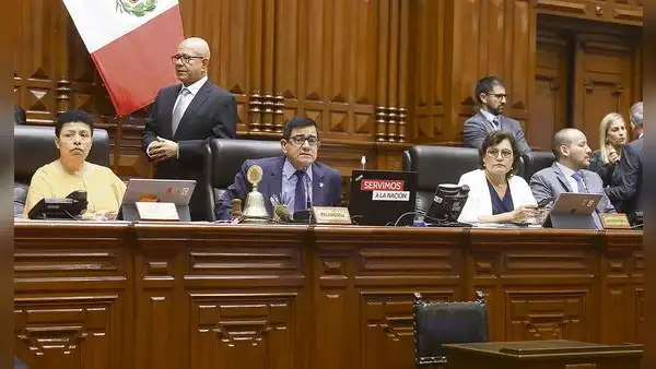 Congreso pretendió gastar casi S/30 millones en más comisiones, mantenimiento y proyectos