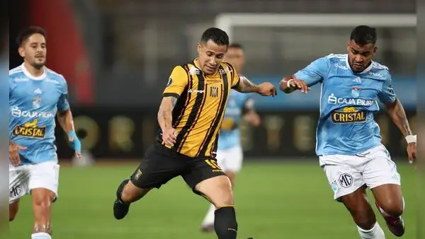 Sporting Cristal venció 1-0 a The Strongest y sigue vivo en la Copa Libertadores
