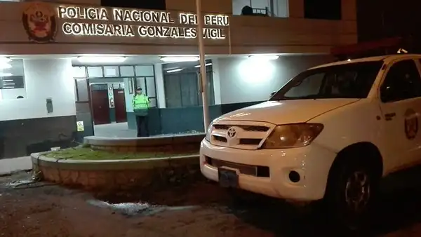 Detienen a mujer que amenazaba con arma de fuego a transeúntes en Tacna