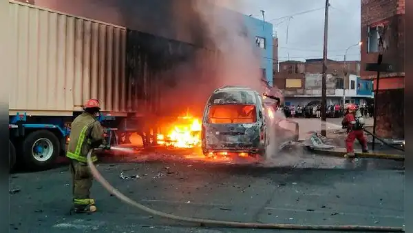 Explosión en SMP: último minuto tras choque de combi y tráiler, heridos, detenidos y viviendas afectadas