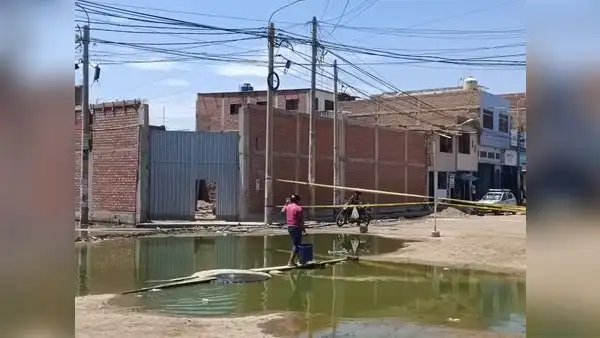 Colapso de desagües afecta más de 50 puntos en Chiclayo
