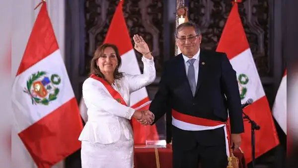 Revelan que ministro de Energía y Minas, Óscar Vera, omitió sanciones en su declaración jurada