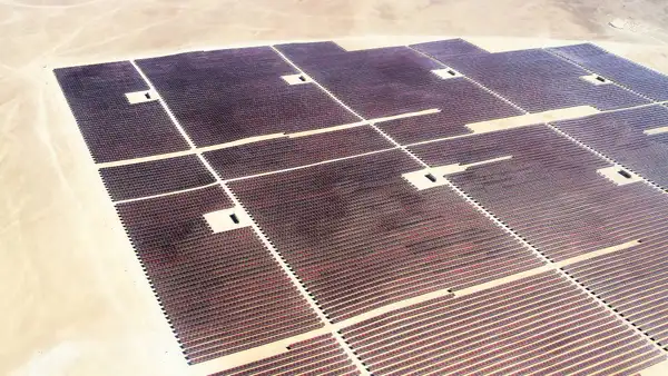 El futuro de las energías eólica y solar en el Perú hoy en manos del Congreso