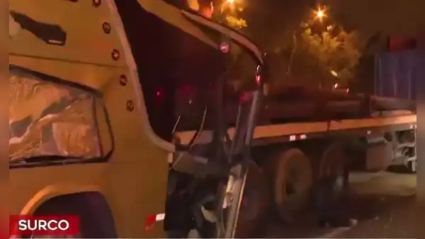 Surco: choque entre bus y tráiler deja un fallecido y 25 heridos en la Panamericana Sur