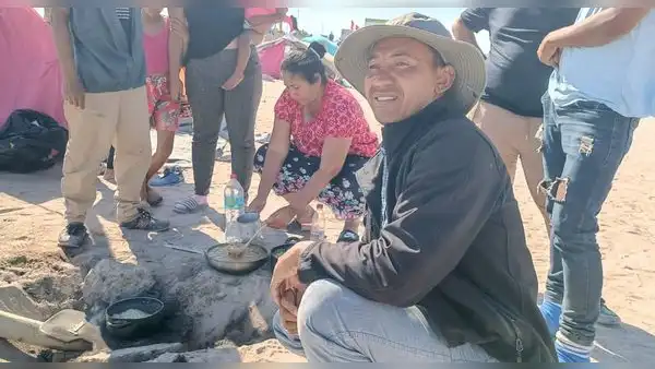 Persiste crisis en frontera del Perú y Chile pese a vuelo humanitario: extranjeros hacen olla común