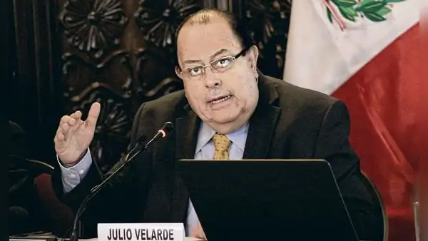 Julio Velarde sobre aumentar el sueldo mínimo: “Impactará en la generación de empleos”