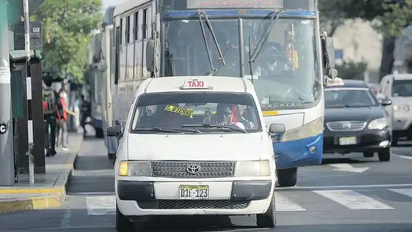 ATU responde que no empadronará a colectiveros y MTC quiere descabezarla