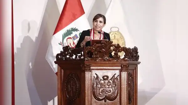 Patricia Benavides sobre sus tesis: "No seré yo quien las entregue para que hagan escarnio"