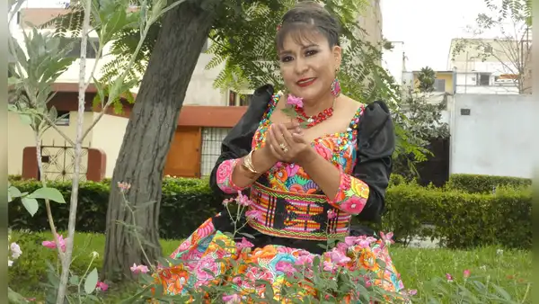 Quién es Martina de los Andes, la folclórica que huyó de Huancavelica para ayudar a su madre