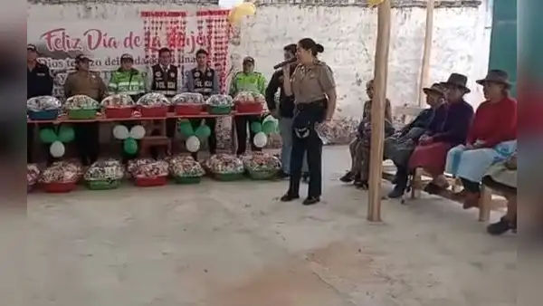 Día de la Madre: policías homenajean a mujeres de bajos recursos económicos en Huánuco