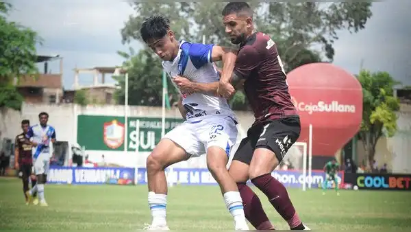 Universitario perdió 1-3 ante Alianza Atlético con expulsiones de Corzo, Cabanillas y Ureña