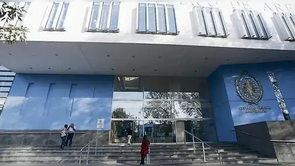 Fiscalía solicita 9 meses de prisión preventiva para mujer acusada de matar a su pareja en Arequipa