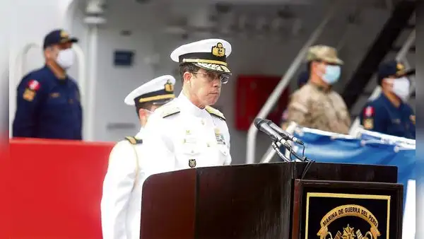 Comandante general de la Marina rechaza casos por supuesta organización criminal