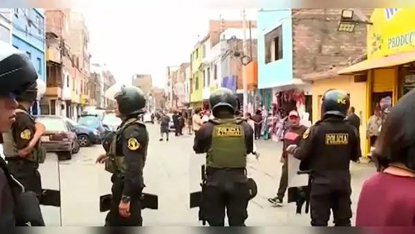 SMP: capturaron a 10 sujetos que cobraban cupos en mercado Dueñas y llegaban a S/50.000 al mes