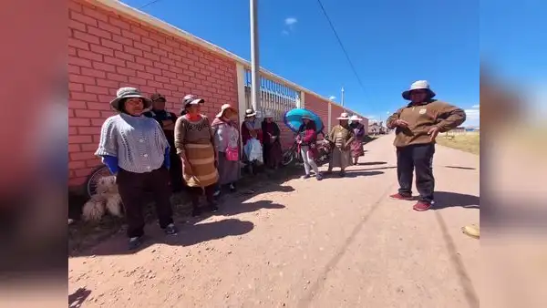 "Nadie los obligó": padres de niños que entonaron canción contra Dina Boluarte en Puno