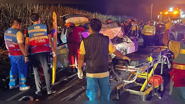 Trujillo: 6 muertos y 5 heridos dejó un choque frontal entre camionetas