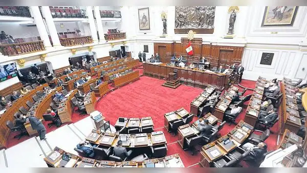Congreso verá HOY segunda votación de ley mordaza