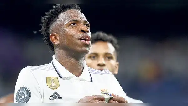 FIFA respalda a Vinícius Jr. tras recibir ataques racistas