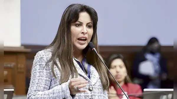 Patricia Chirinos denuncia constitucionalmente a la JNJ por pedir reflexión en caso Zoraida Ávalos