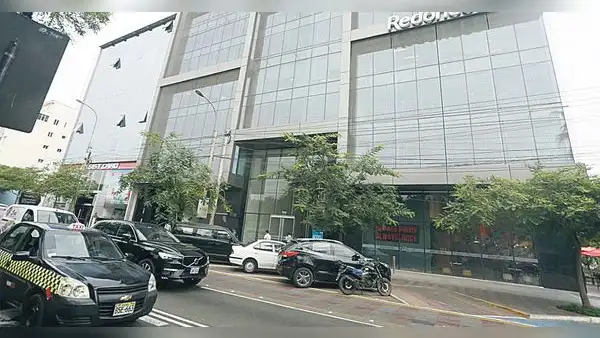 Fiscalía allana oficinas de tres empresas por el caso de Susana Villarán