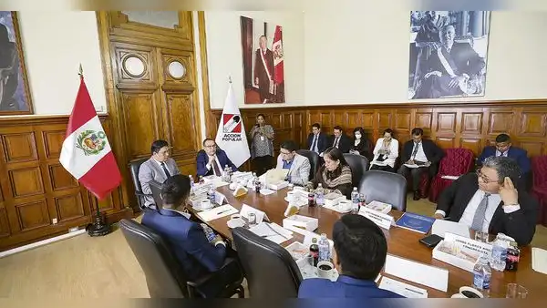 Poder Ejecutivo busca apoyo para ley que permite gobierno remoto