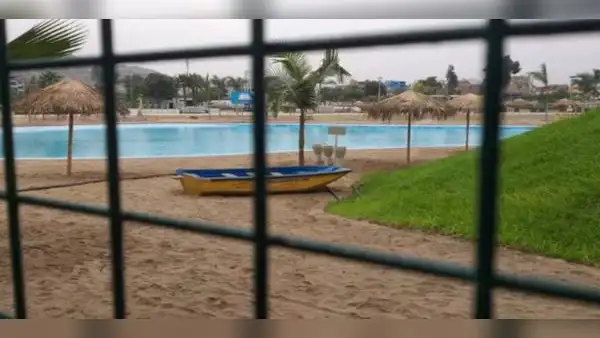 López Aliaga tras escándalo en playa artificial de SJL: “Me da risa, eso es marketing gratuito”