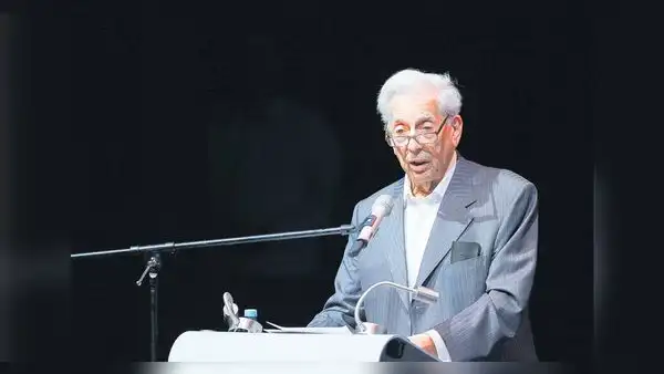 Mario Vargas Llosa en contra de la “cultura de la cancelación”