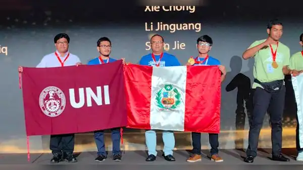 Estudiantes de San Marcos y la UNI ganan competencia tecnológica de Huawei en China