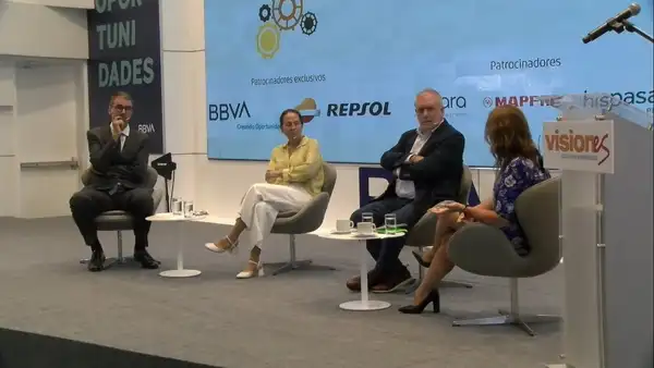 Foro Visiones 2023: especialistas debaten sobre la realidad del país