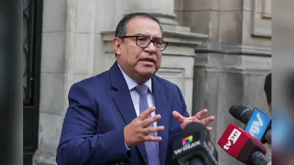 Otárola solicita al Gobierno mexicano garantías para diplomáticos peruanos amenazados de muerte