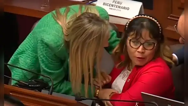 "Estira tu dedito": revelan qué le habría dicho Alva a Paredes durante hostigamiento en el Pleno