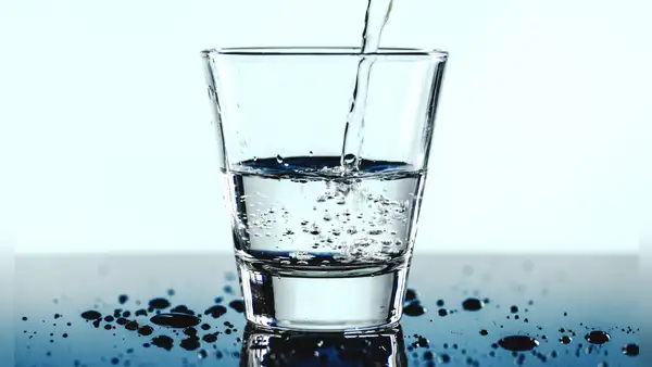¿Cuál es la bebida más hidratante? No es el agua, según estudio