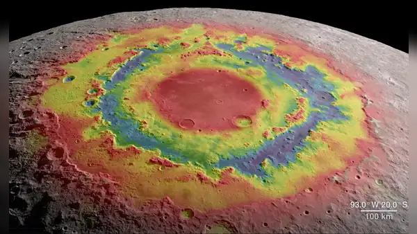 Científicos de la NASA dicen que podría haber vida en la Luna