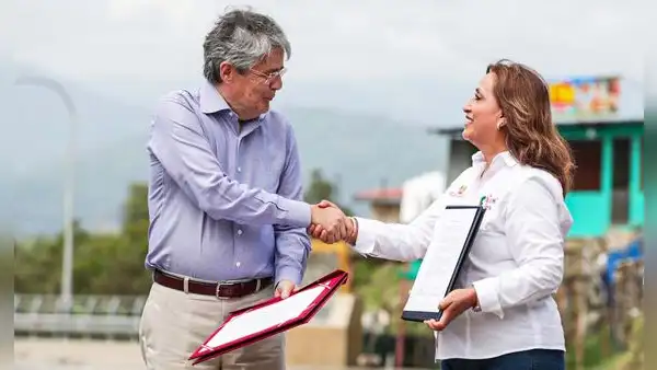 Guillermo Lasso tras reunión con Dina Boluarte: "Respaldo a la democracia peruana"