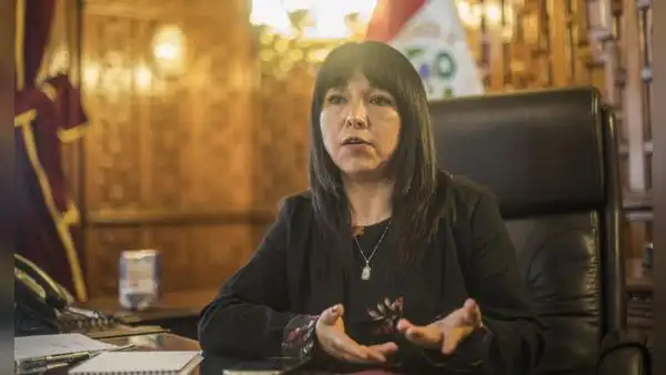 Mirtha Vásquez: "A Boluarte no le importa lo que digan miles de peruanos, pero sí lo que dice Keiko Fujimori"