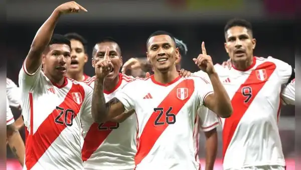 Con un golazo de Reyna, Perú venció 1-0 a Corea del Sur e inició con pie derecho la gira asiática