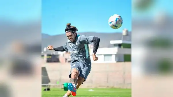 Pablo Magnín entrena todavía en Melgar FBC