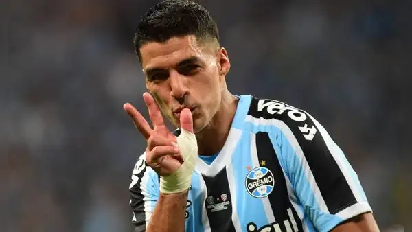 Luis Suárez se retiraría del fútbol: dejaría Gremio y club colocaría cláusula "anti Inter Miami"