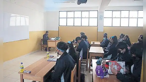 Colegios que cobran menos de S/ 500 temen por su desaparición