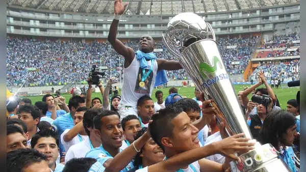 Reynoso lo trajo a Cristal, salió campeón sin anotar y ahora jugó el Mundialito del Porvenir