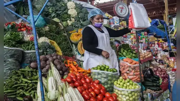 Cebolla y tomate son los productos que más encarecen en las regiones del sur
