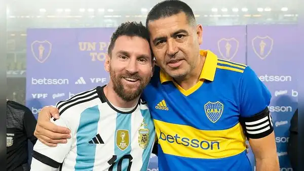 Juan Román Riquelme celebró su despedida en La Bombonera: Boca Juniors venció 5-3 a Argentina