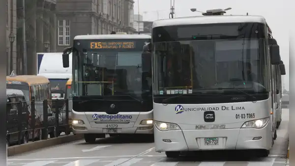 ¿Cuáles son las paradas y horarios del Expreso 5 del Metropolitano?