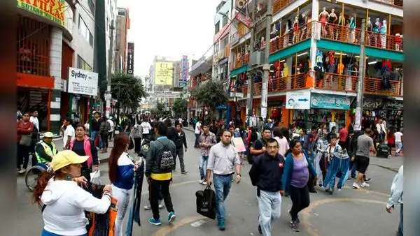 Denuncian que solo 10 policías patrullan las calles de Gamarra: "Solicitamos 300 efectivos"