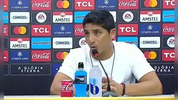 'Chicho' Salas tras quedar fuera de la Libertadores: "Contento por la experiencia que ganamos"