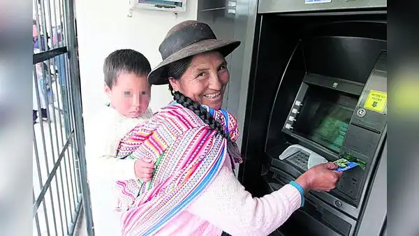 INEI: fuera de Lima solo el 35,6% tiene una cuenta bancaria