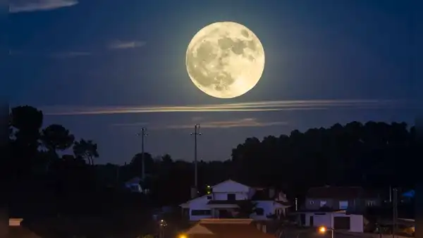 Luna de ciervo 2023: así podrás ver HOY la superluna de julio