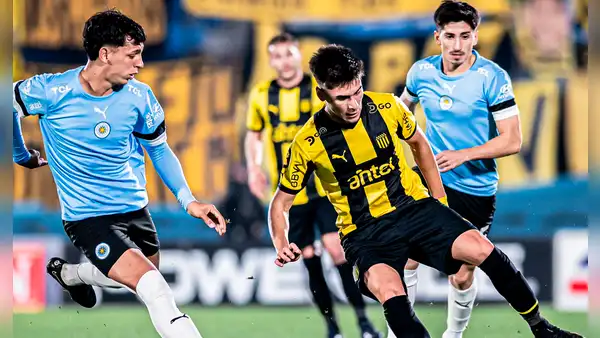 ¡El primer triunfo! Peñarol venció 2-0 a Montevideo City Torque y escapa del fondo de la tabla